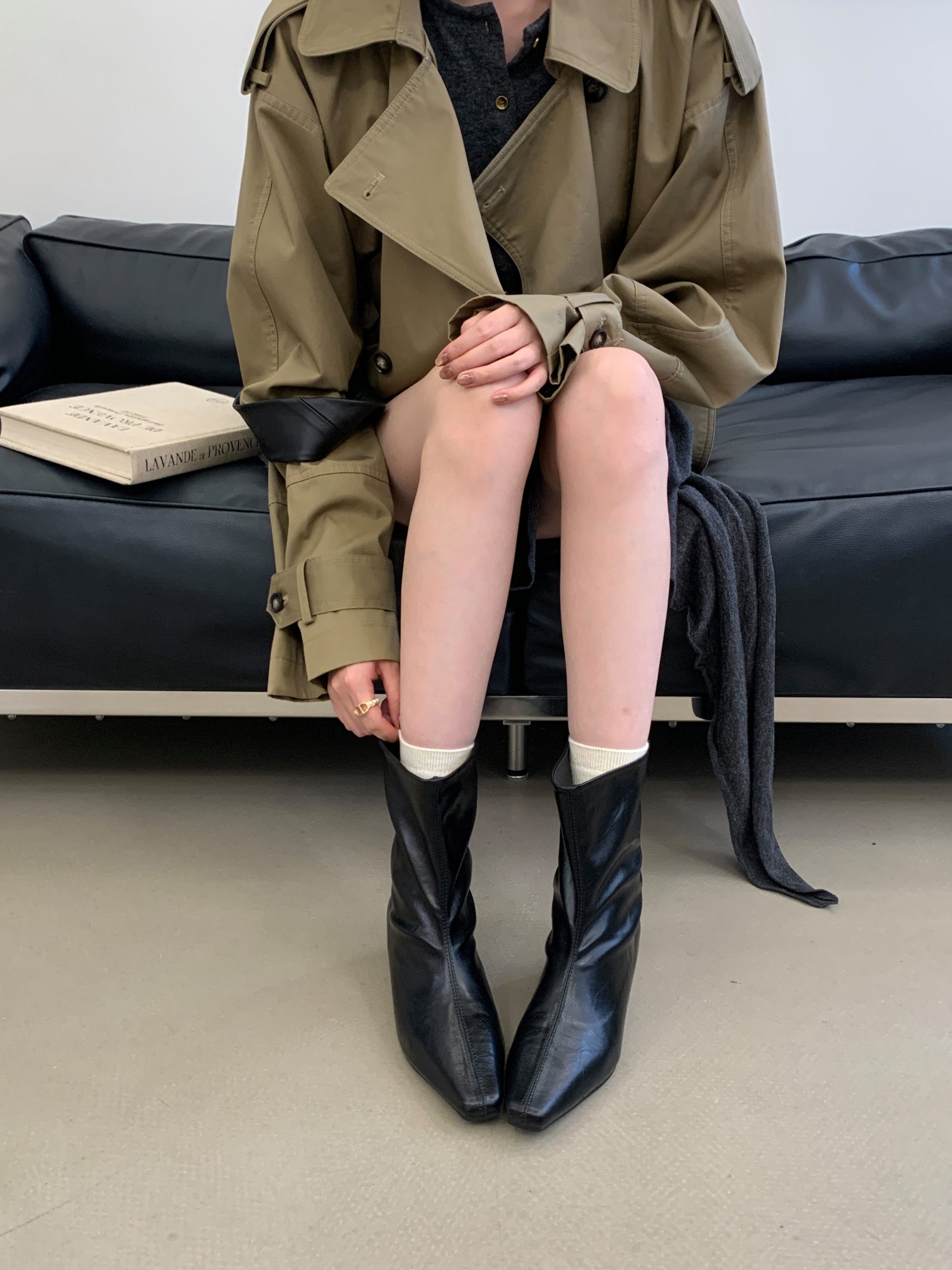2026 New Autumn Winter Square Toe Chunky Heel Retro Korean Fashion Versatile Short Boots Slim Fit Boots