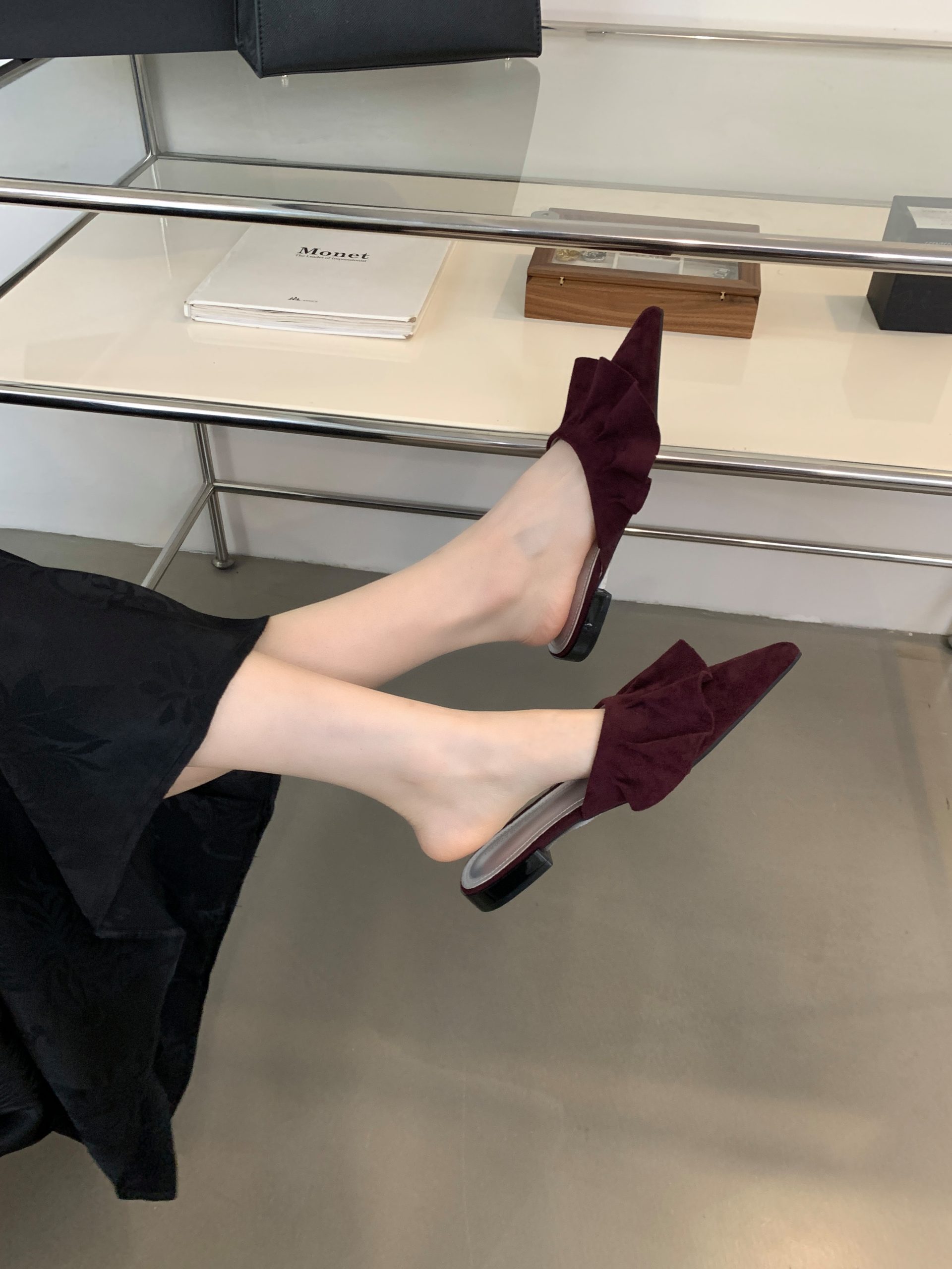 2024 New Pointed Toe Flat Slippers for Women - Shallow Mouth Soft Sole Fashion Versatile Closed Toe - Image 2