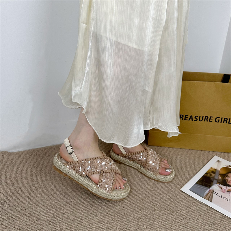 2026 New Summer Flat Woven Fisherman Shoes for Women Cross Fashion Outdoor Sandals - Image 2