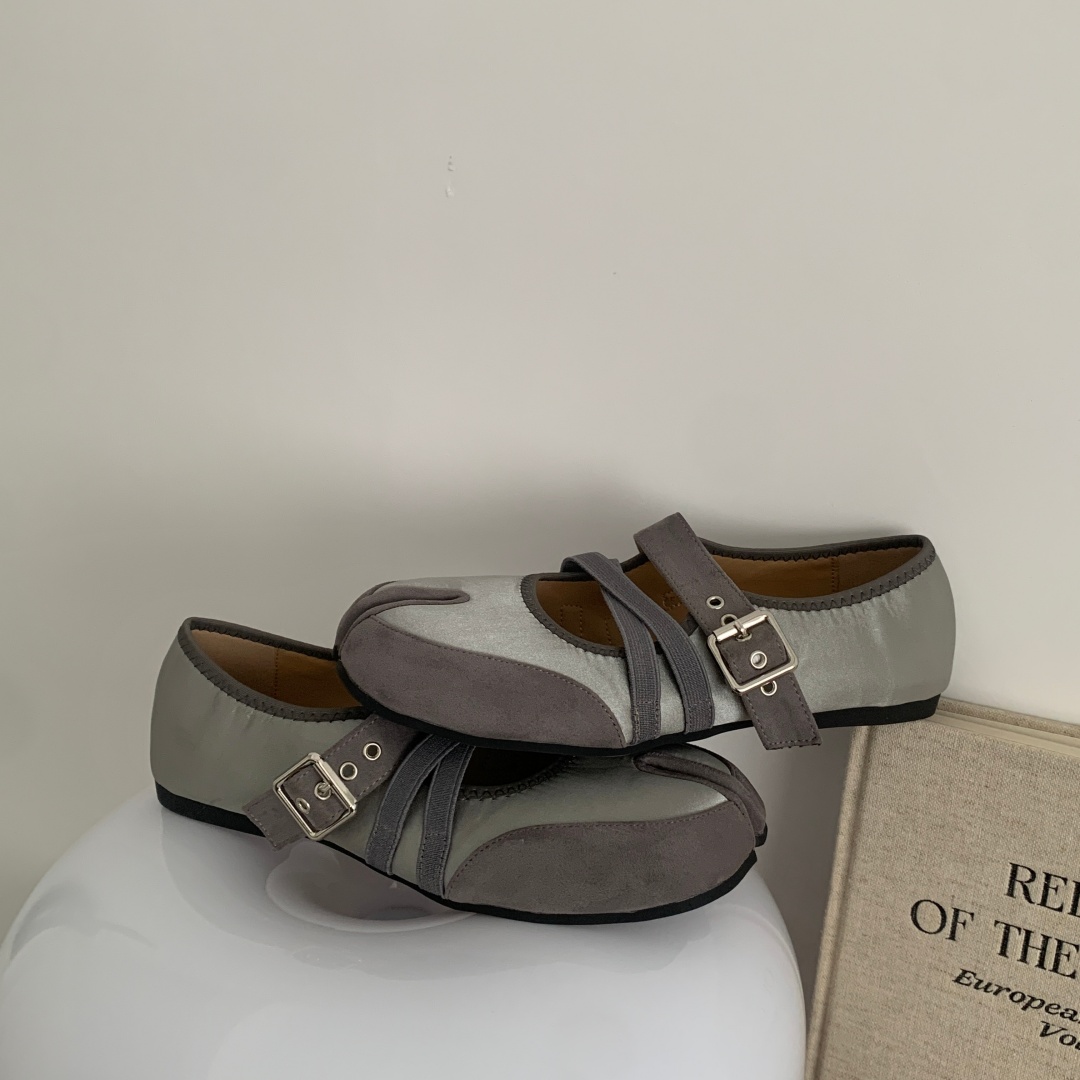 Korean Style Cross Strap Flat Mary Jane Split Toe Shoes 2026 New One-Strap Soft Sole Low Top Women's Shoes - Image 2